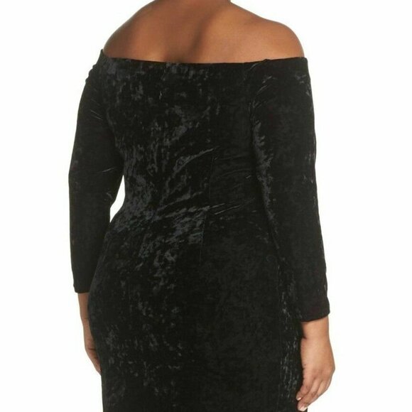 off shoulder african lace dress FITTED SATIN & LACE GOWN WITH OFF THE SHOULDER ACCESSORY CDCD798
